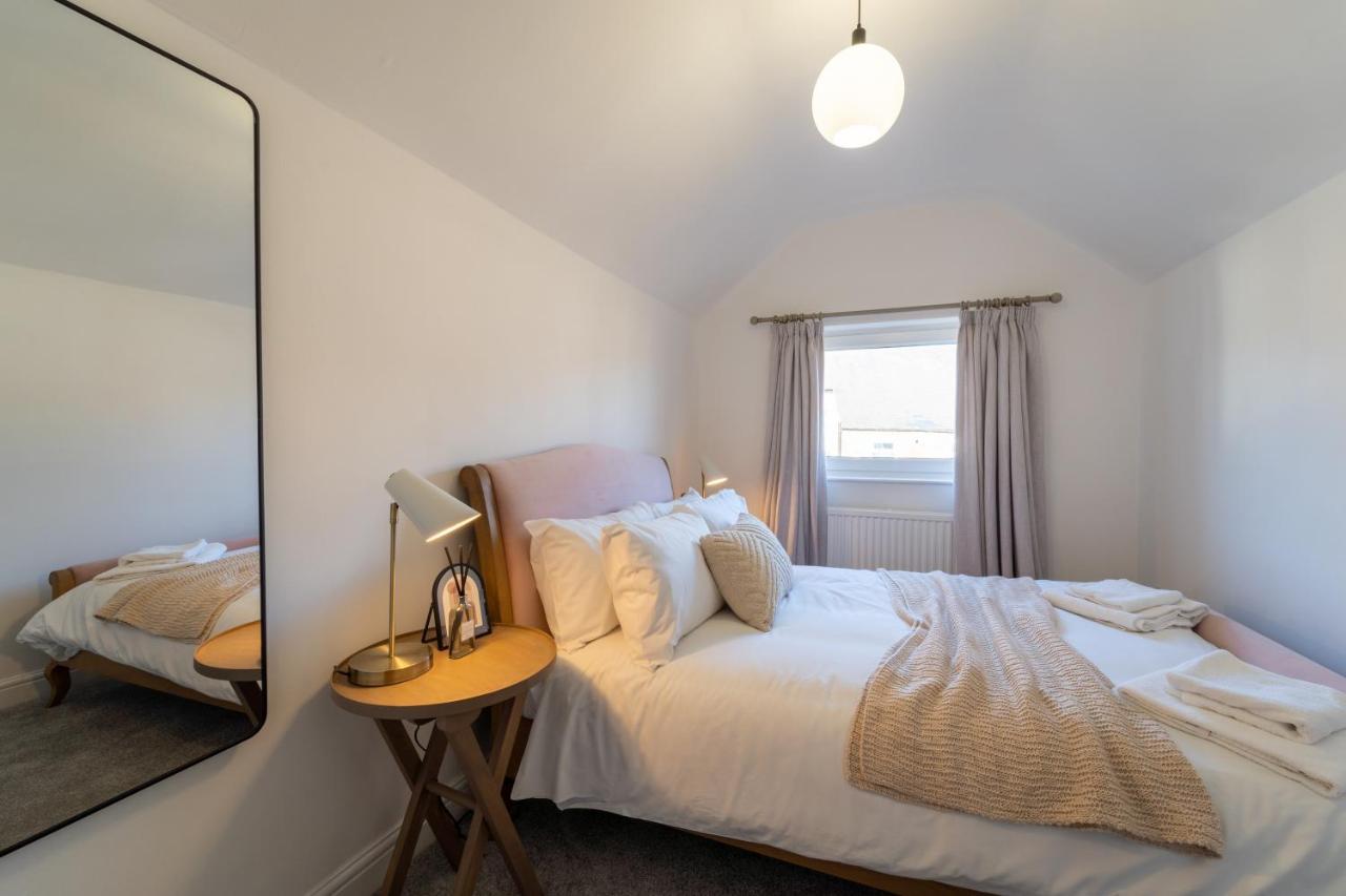 Southview Stays - Three Bedroom House Chester Bagian luar foto