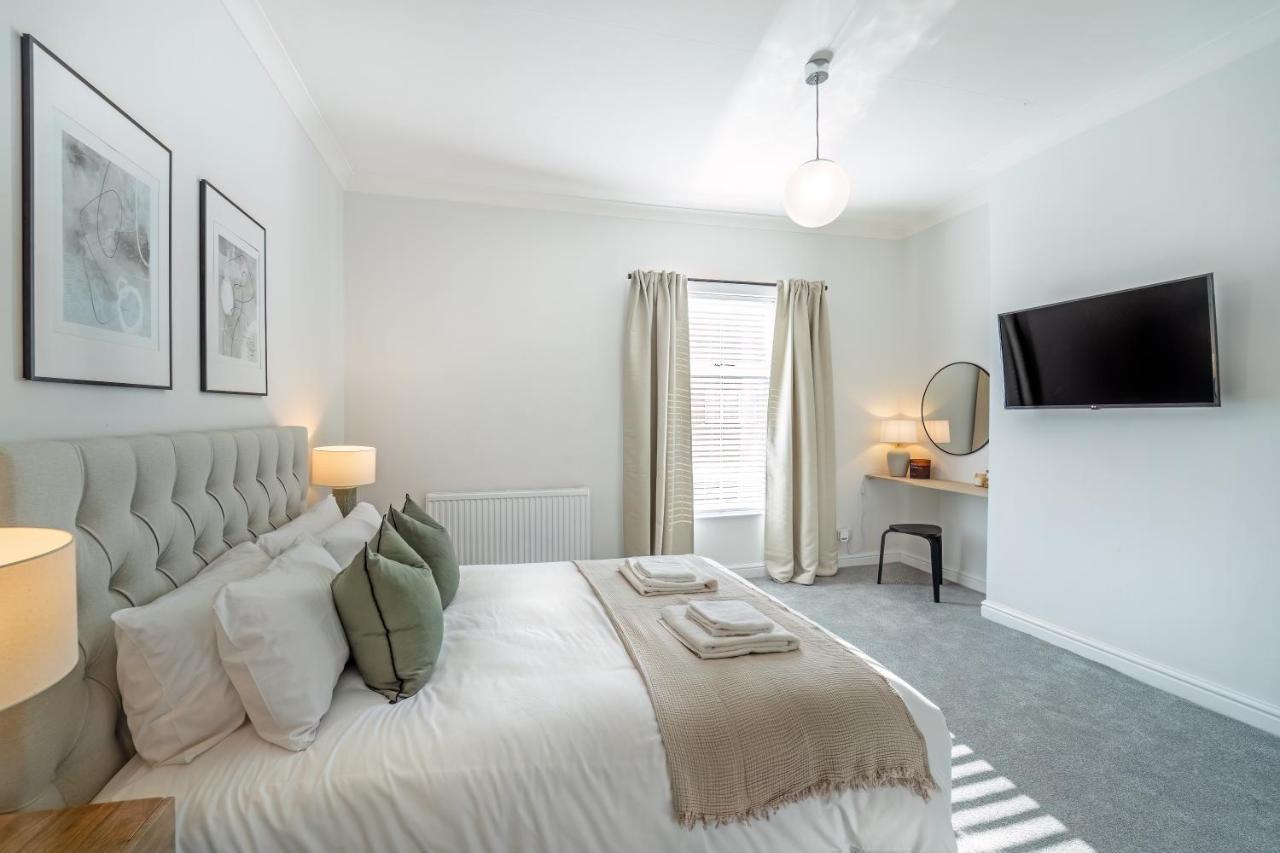 Southview Stays - Three Bedroom House Chester Bagian luar foto